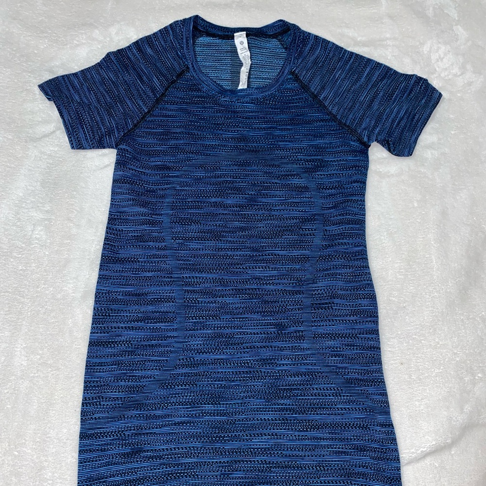 Lululemon Swiftly Tech Short Sleeve 2.0 Women's Green Striped T-Shirt